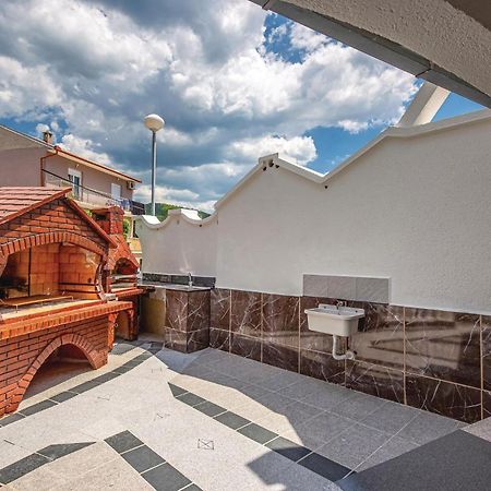 Stunning Apartment In Crikvenica With Wifi Ngoại thất bức ảnh