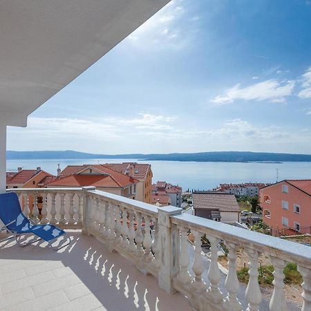 Stunning Apartment In Crikvenica With Wifi Ngoại thất bức ảnh