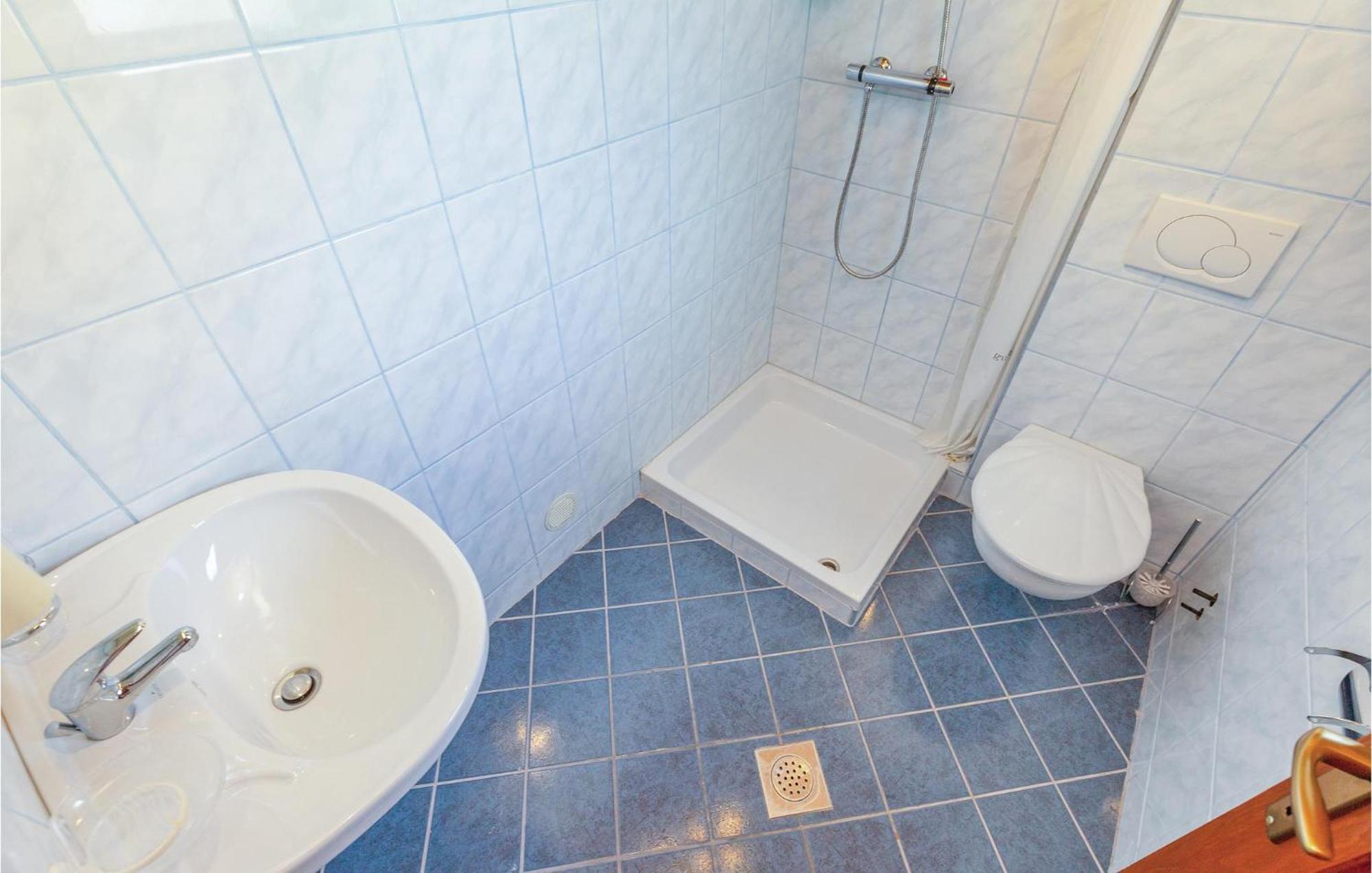 Stunning Apartment In Crikvenica With Wifi Ngoại thất bức ảnh