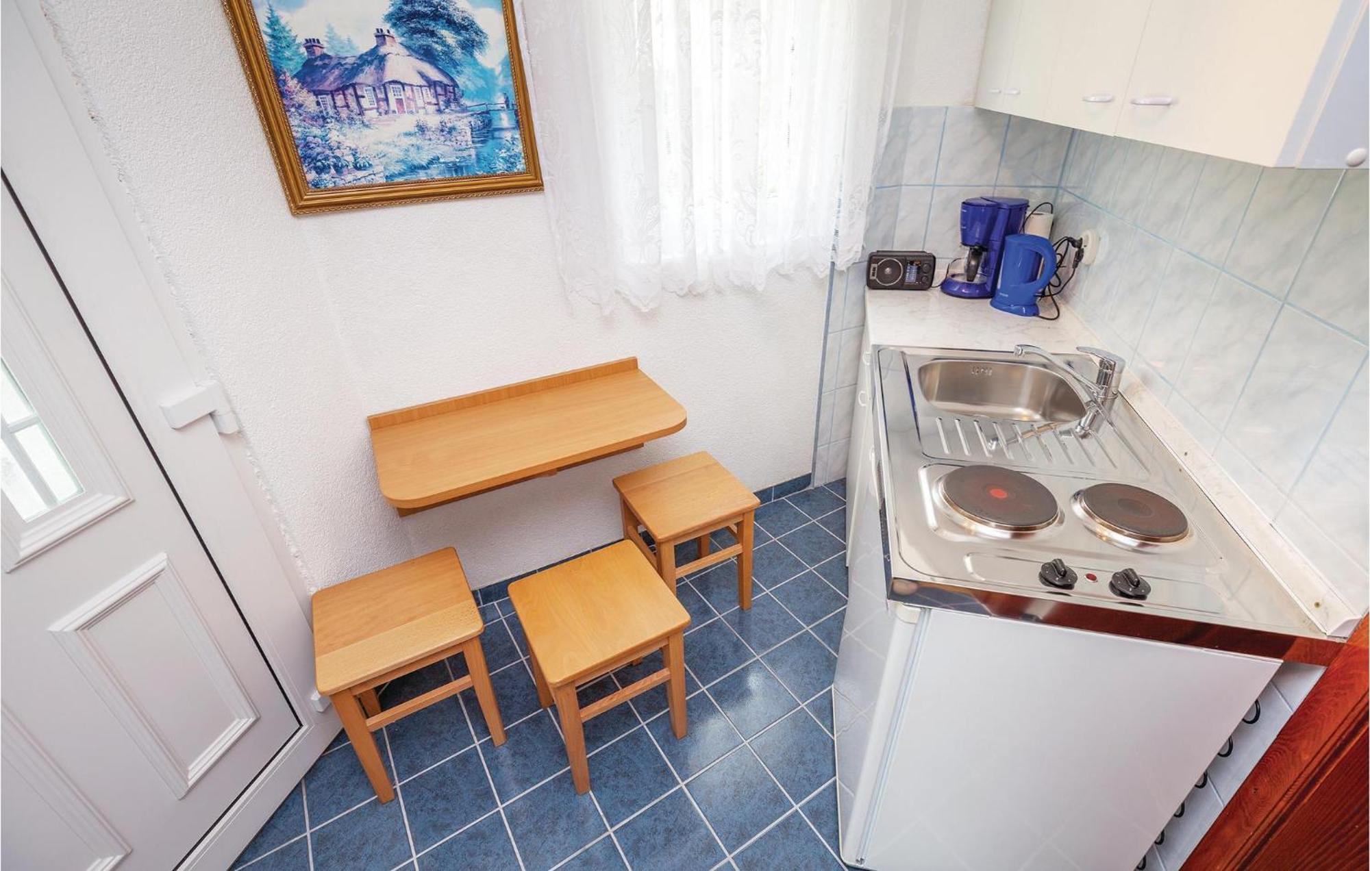 Stunning Apartment In Crikvenica With Wifi Ngoại thất bức ảnh